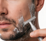 Precision safety razor: the ultimate tool for a zero-irritation shave, featuring a 30° angle for a closer fit.