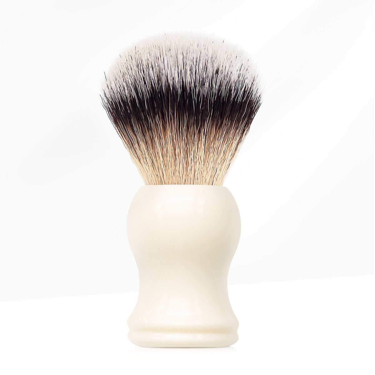GG Shaving Brush｜Nylon Hair｜White Acrylic Handle｜Double Bottom