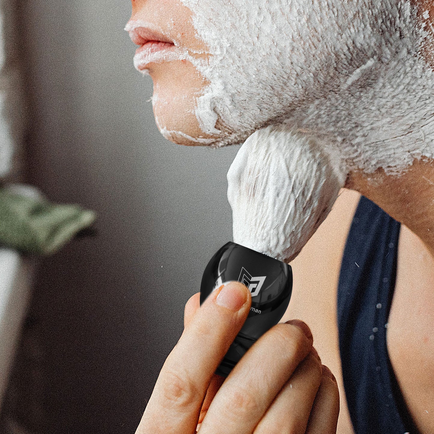 GG Shaving Brush｜Nylon Hair｜Black Acrylic Handle｜Belt